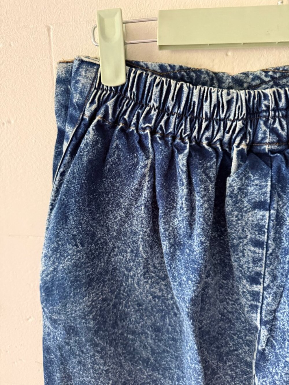 Vintage 80s Acid Wash Embroidered Floral Front Denim Midi Skirt | Small - Picture 15 of 16